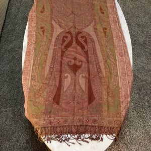 Charming Charlie scarf NWT